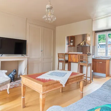 Un Air De Apartament